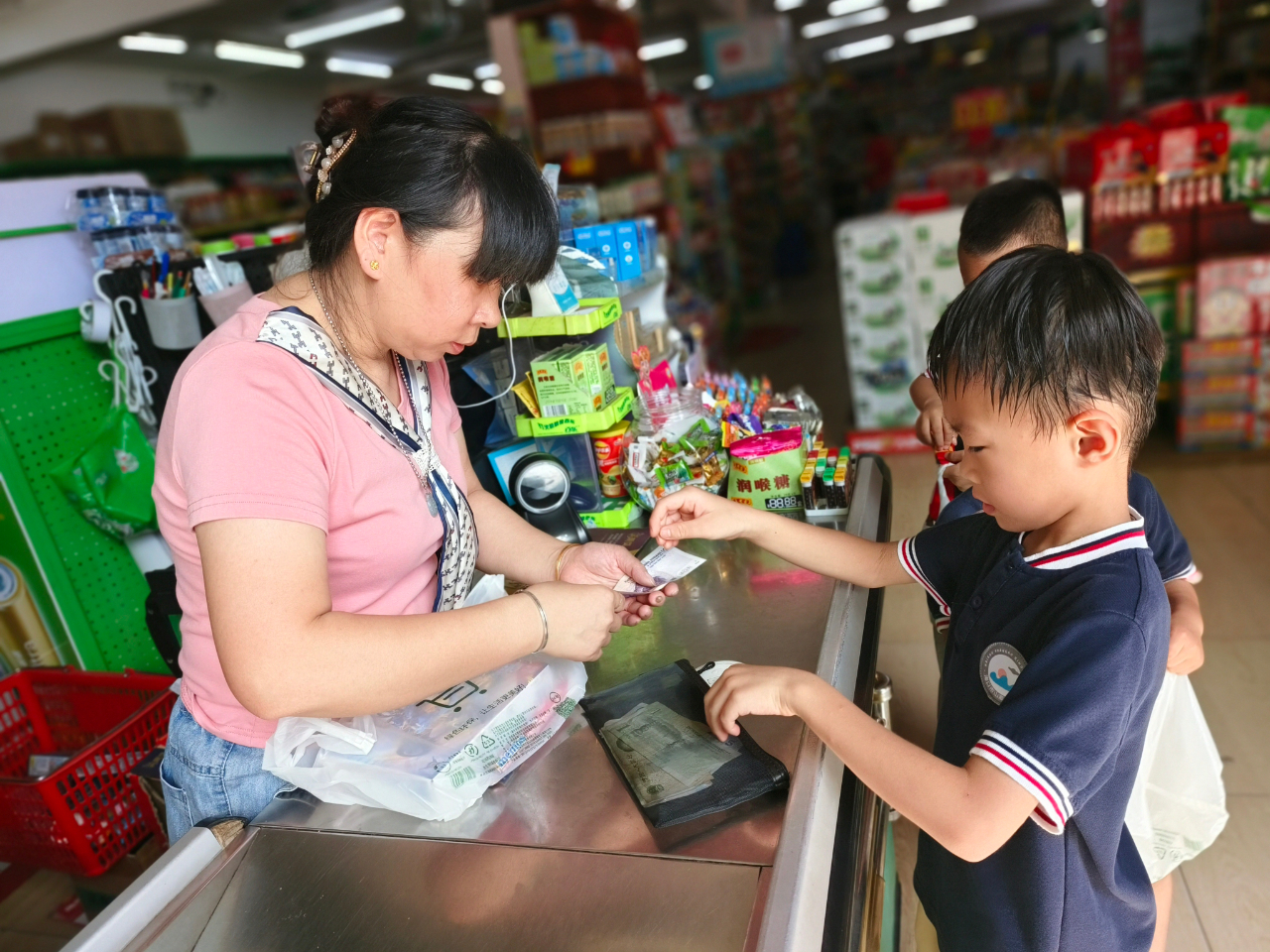 超市大探險(xiǎn)，實(shí)踐樂成長——海口市山高幼兒園大班幼小銜接社會(huì)實(shí)踐活動(dòng)之走進(jìn)超市-圖片46