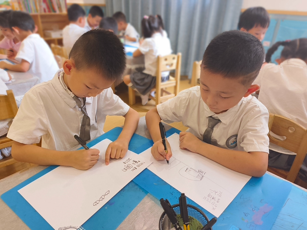 人人講安全 個(gè)個(gè)會(huì)應(yīng)急——海口市山高幼兒園2025年防震減災(zāi)演練活動(dòng)-圖片48