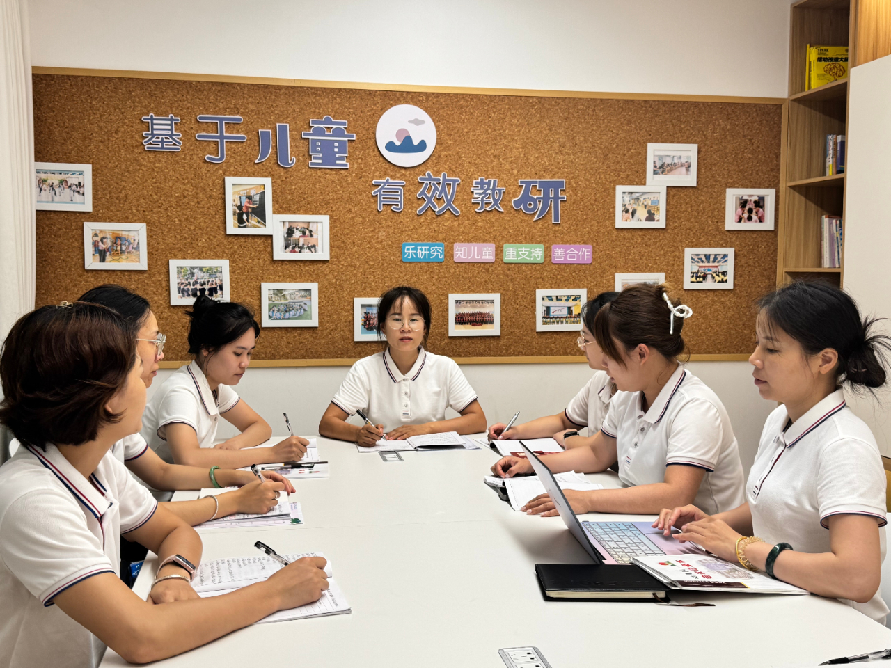 學前有法 善育有規(guī)——?？谑猩礁哂變簣@2025年學前教育宣傳月啟動儀式暨《學前教育法》專題學習活動-圖片21