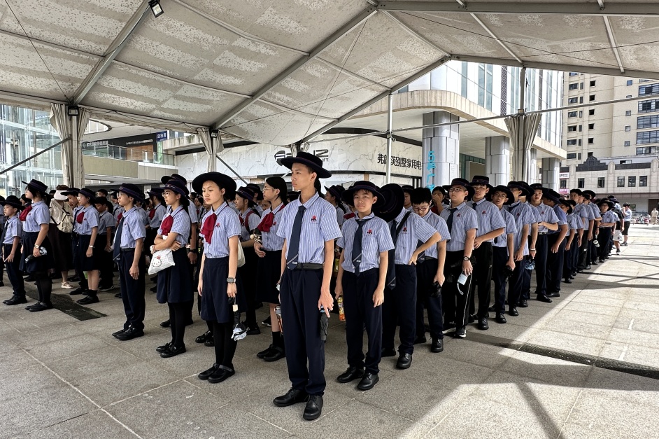銘記歷史傷痛，傳承愛(ài)國(guó)薪火！我校組織七年級(jí)學(xué)子觀看愛(ài)國(guó)主義電影《731》-圖片1